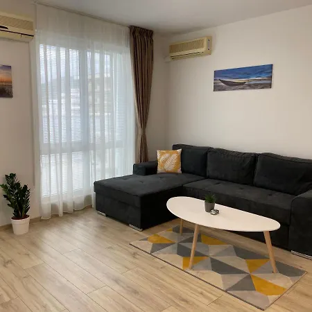Sea тerrace Aquamarine Apartment